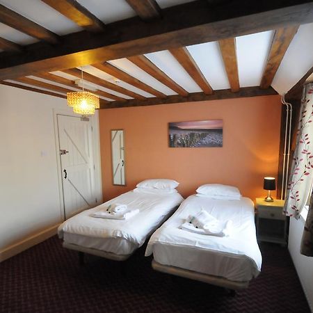 Royal Oak Hotel Hawkhurst Bagian luar foto