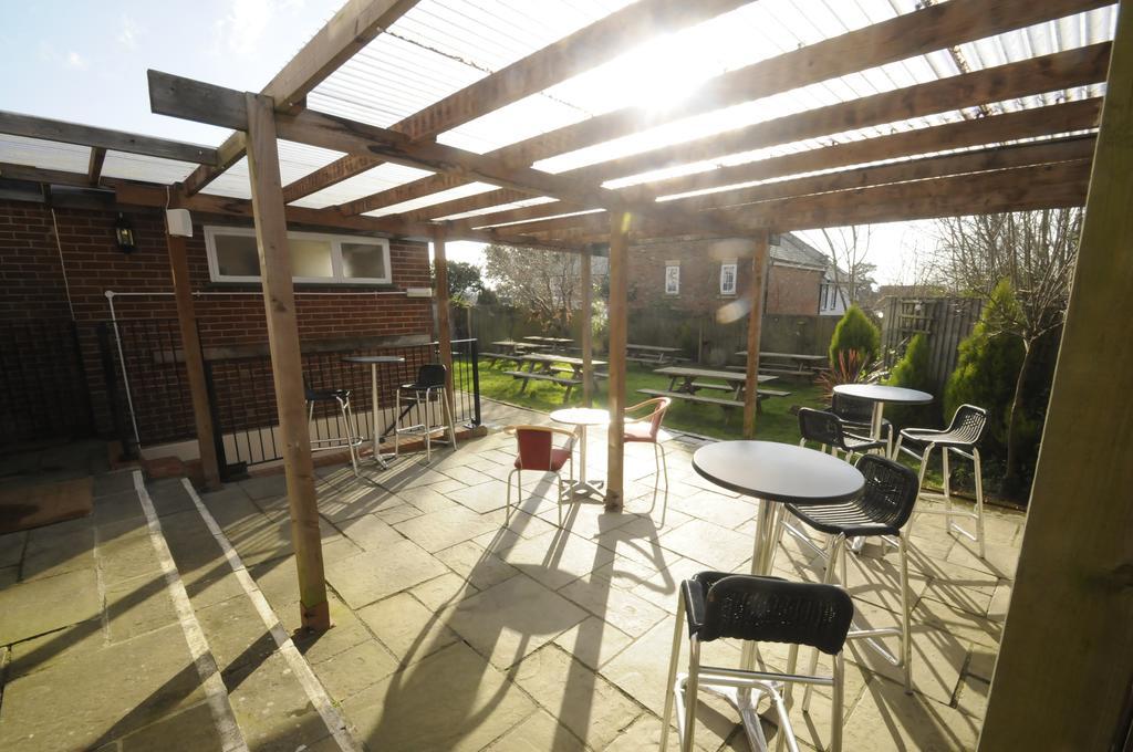 Royal Oak Hotel Hawkhurst Bagian luar foto